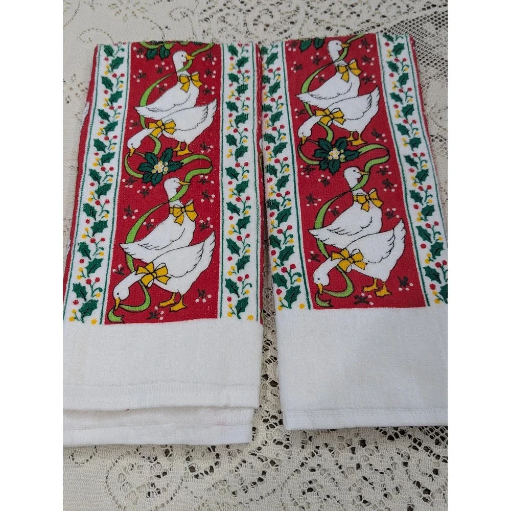 Vintage Kitchen Towel Red White Christmas Geese Holly Cotton Terry